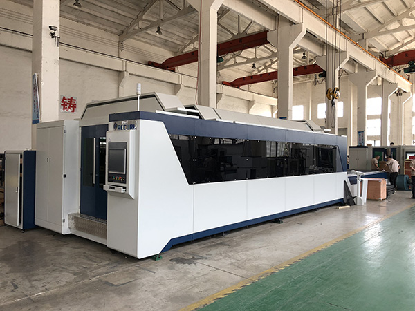 1500mmx3000mm Hot Sale and Good Price Fiber Laser Cutting Machine with 500W,700W,1000W Laser Source