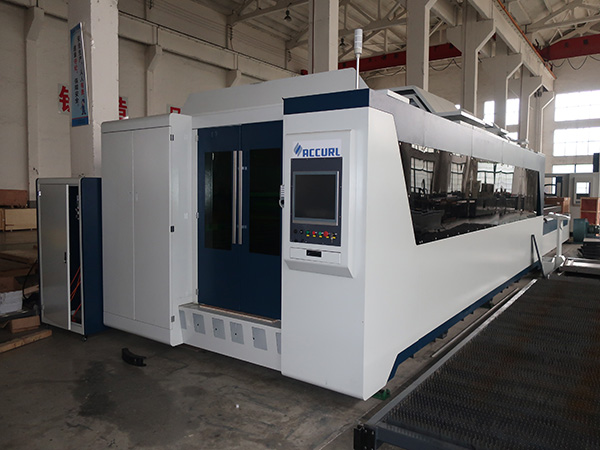 500W/1000W fiber laser cutting machine