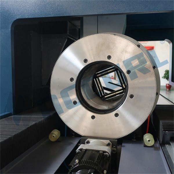 laser tube cutting machine