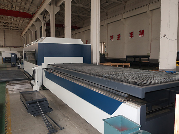 China high efficient CNC raycus MAX