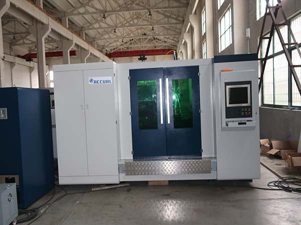 Hot sale model 4000w fiber laser cutting machine