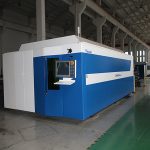 उद्योग व्यापक रूप से इस्तेमाल किया फाइबर लेजर काटने की मशीन 750 w / 1000 w कीमत